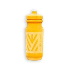 PNW Accessories, PNW PLANT-BASED WATER BOTTLE, Bidon 600ml, BPA frei, MoFlo-Kappe, EAZY MAC